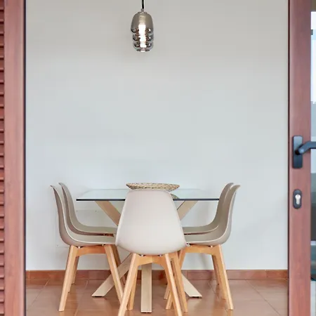 Mauruuru - 10 Minutes Walking To Marina Rubicon, Heated Pool, Bbq & Office Space With Desk And High Speed Internet ヴィラ