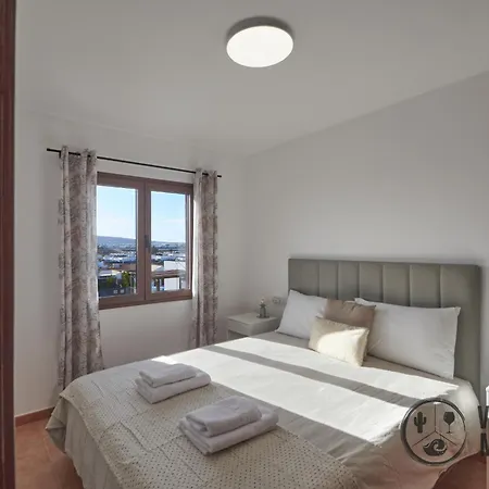 Mauruuru - 10 Minutes Walking To Marina Rubicon, Heated Pool, Bbq & Office Space With Desk And High Speed Internet * Playa Blanca (Lanzarote)