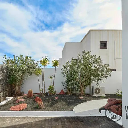 Mauruuru - 10 Minutes Walking To Marina Rubicon, Heated Pool, Bbq & Office Space With Desk And High Speed Internet Willa Playa Blanca (Lanzarote)