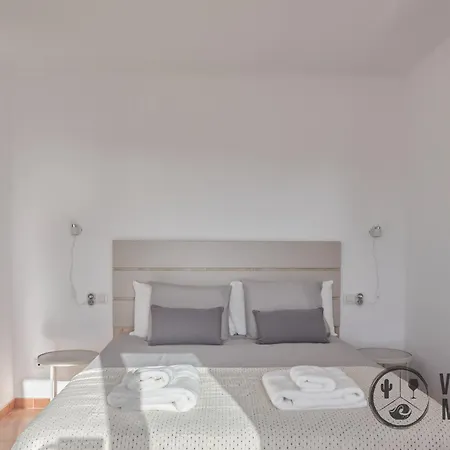 Mauruuru - 10 Minutes Walking To Marina Rubicon, Heated Pool, Bbq & Office Space With Desk And High Speed Internet *