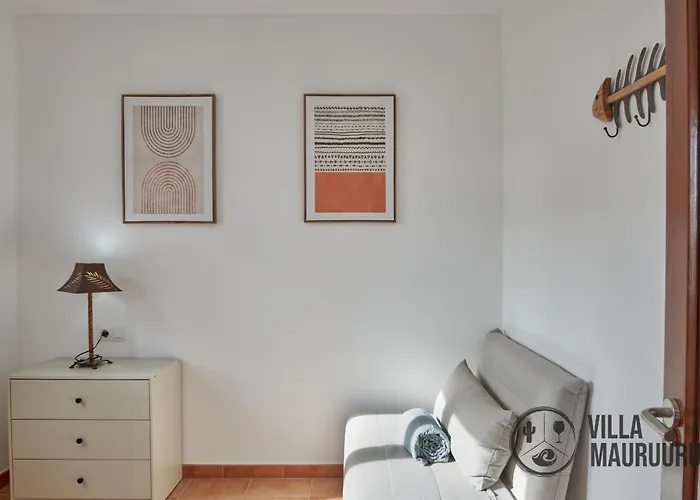 Willa Mauruuru - 10 Minutes Walking To Marina Rubicon, Heated Pool, Bbq & Office Space With Desk And High Speed Internet *