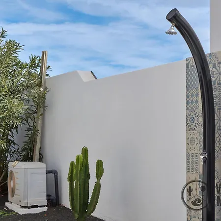 Mauruuru - 10 Minutes Walking To Marina Rubicon, Heated Pool, Bbq & Office Space With Desk And High Speed Internet *