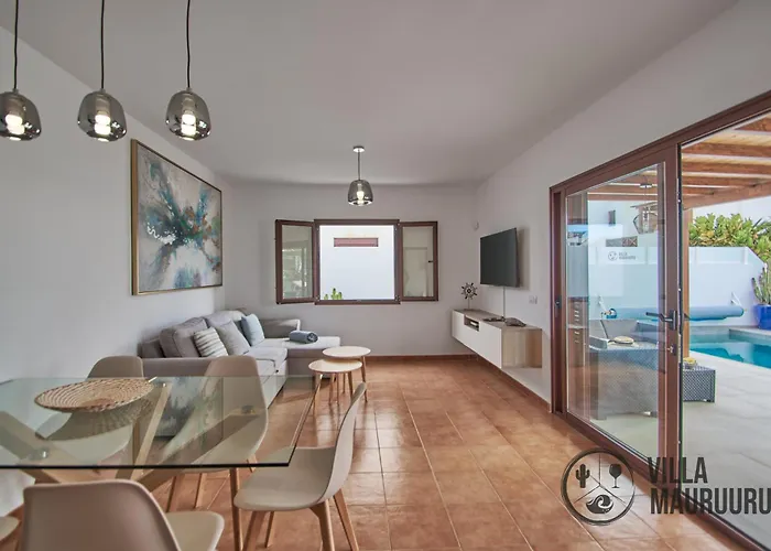 ヴィラ Mauruuru - 10 Minutes Walking To Marina Rubicon, Heated Pool, Bbq & Office Space With Desk And High Speed Internet