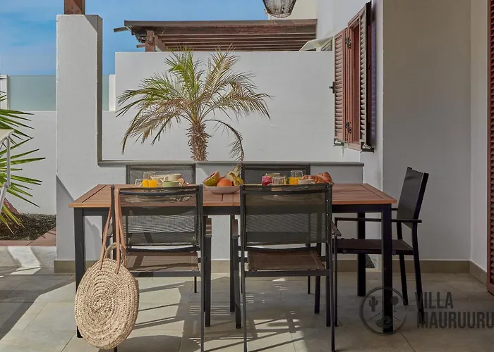 Mauruuru - 10 Minutes Walking To Marina Rubicon, Heated Pool, Bbq & Office Space With Desk And High Speed Internet ヴィラ